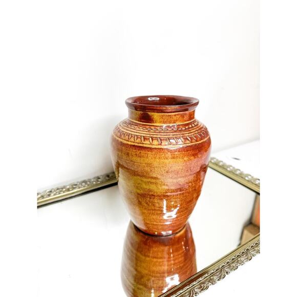 Beautiful Fall Autumn Colored Signed Pottery Vase - Picture 2 of 8